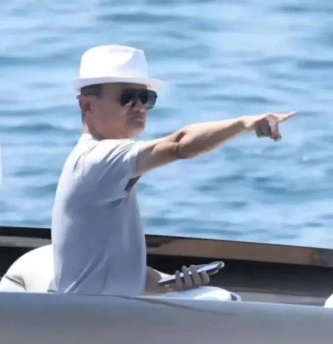 婆比邓文迪更狠的女人出现了…81岁世界首富找34岁中国老(图4)